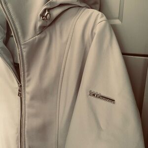 BCBG generation, grey coat , new with tag